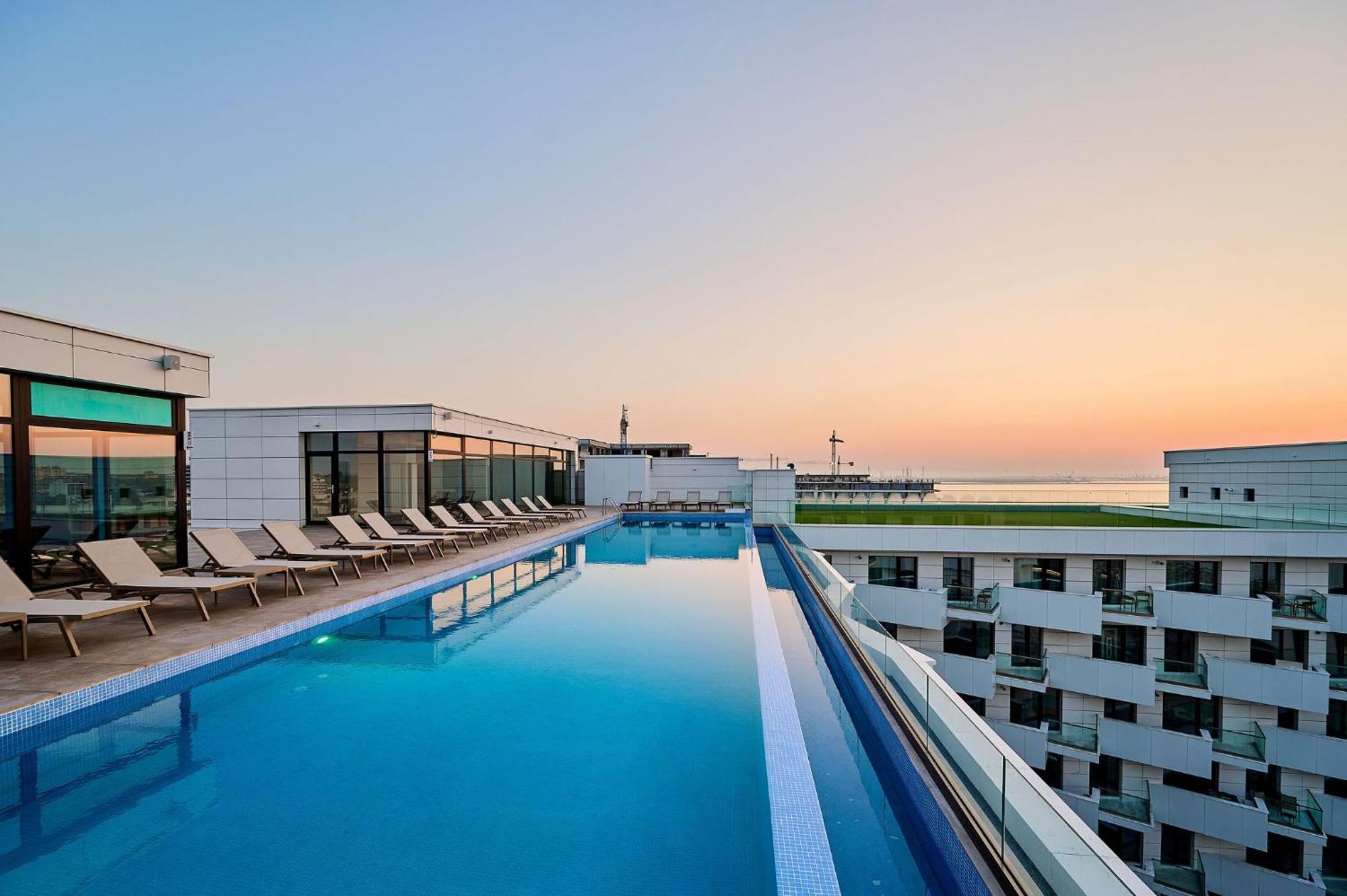 Mira Studio In Infinity Beach Resort - Parking Mamaia Exterior photo